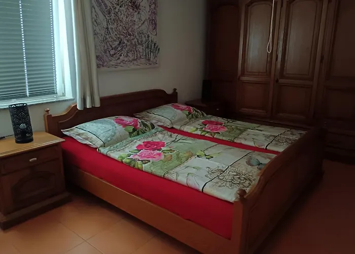 아파트 In With Terrace, Air Conditioning, Wi-fi, Dishwasher