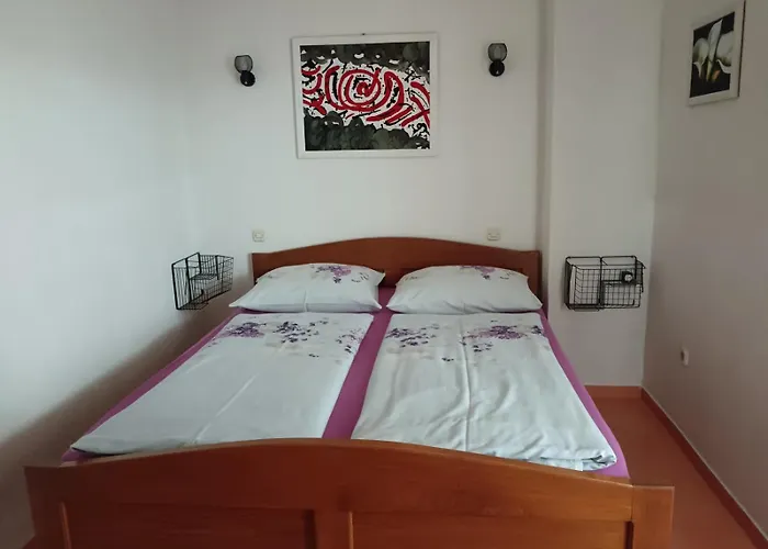 아파트 In With Terrace, Air Conditioning, Wi-fi, Dishwasher