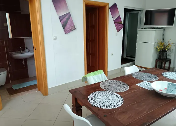 아파트 In With Terrace, Air Conditioning, Wi-fi, Dishwasher