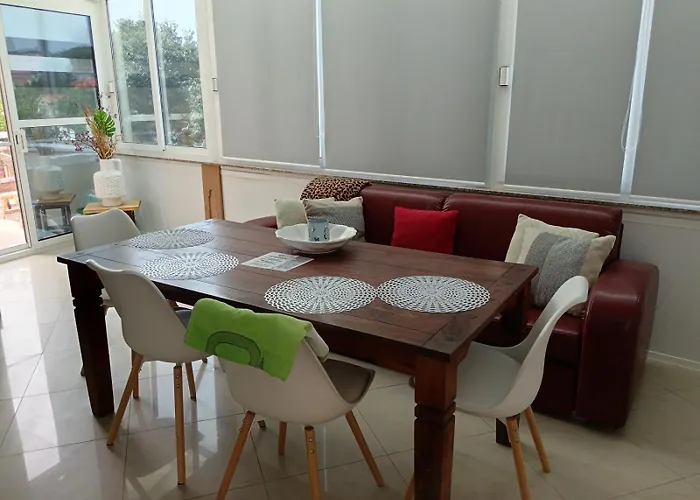 In With Terrace, Air Conditioning, Wi-fi, Dishwasher アパート